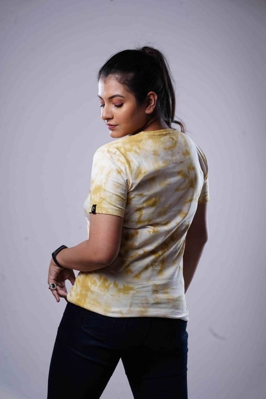 Natural Dye tshirt meri gold color